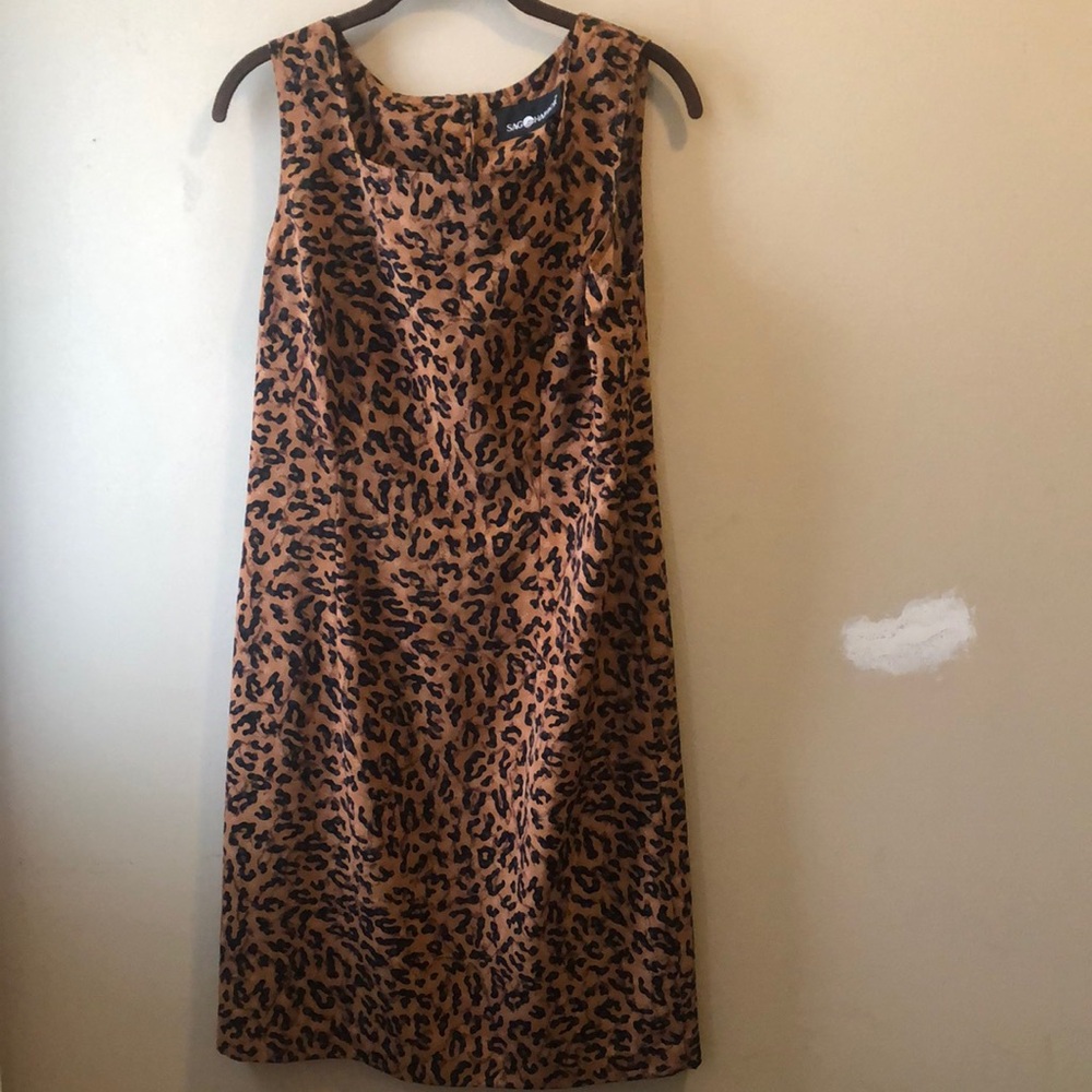 Leopard Print Sleeveless Dress